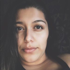 Meet your Posher, Angelica